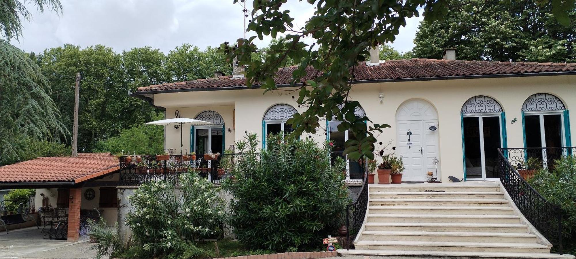 La Casanat Bed & Breakfast Montgiscard Exterior photo